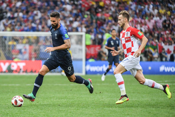 反而在每一 反而在每一